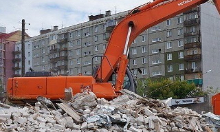 Вывоз строительного мусора с участка в Кореновске недорого от 1523 руб. | 2Землекопа-Кнв